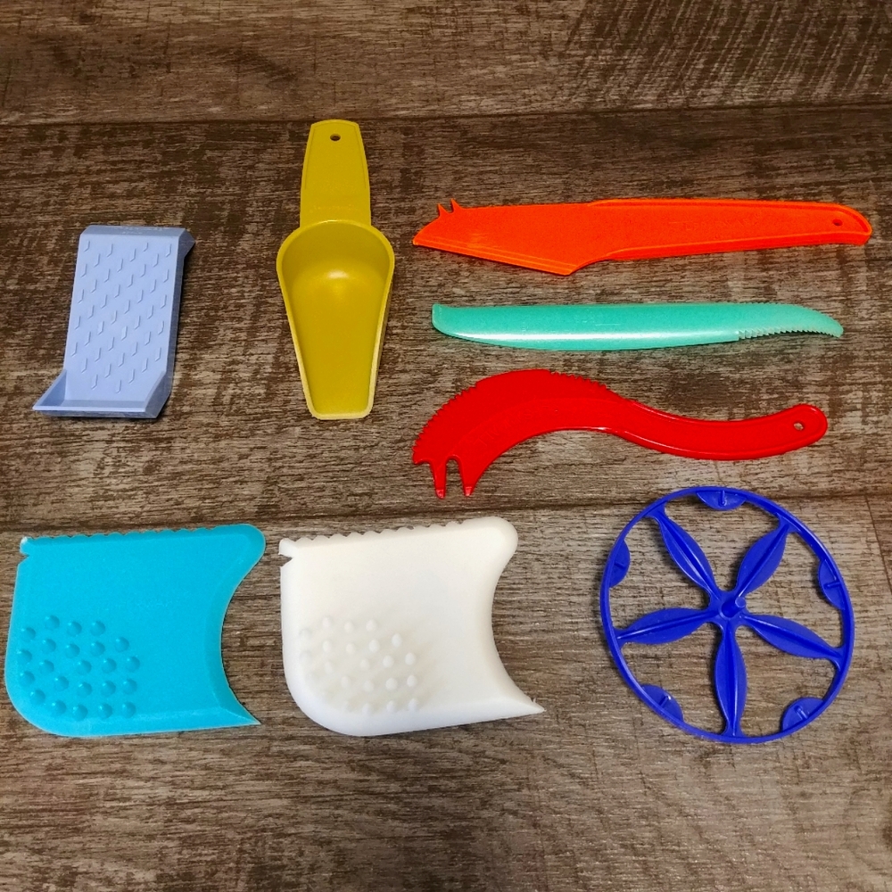 Tupperware Small Vintage Kitchen Tools